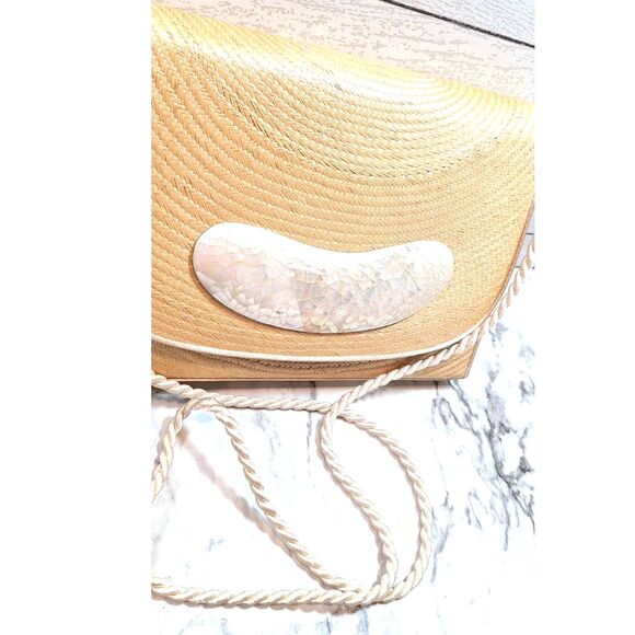 Cora Jacobs Straw Hand Bag - Picture 2 of 12